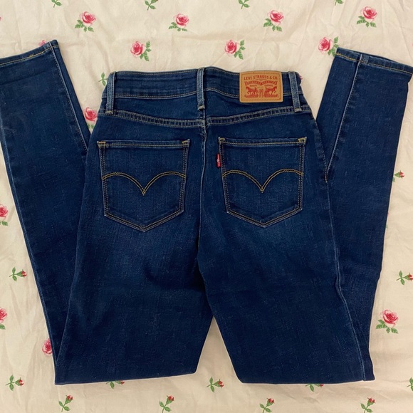 NWOT Levi’s 721 high rise skinny - Picture 3 of 4